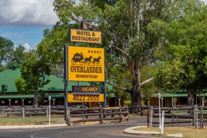Overlander Homestead Motel in Roma, image may contain: Zoo, Vegetation, Park, Woodland