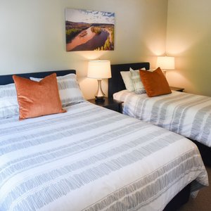 Room #7 with Queen and Twin Bed