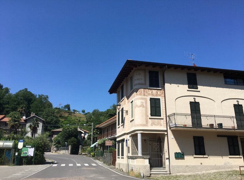 Canton De' Ambrosis (Laveno-Mombello, Italy): Address - Tripadvisor