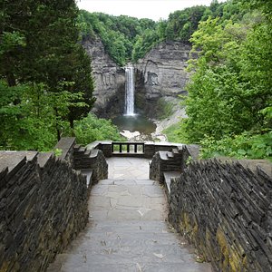Taughannock Falls Overlook, 5-minute drive from the hotel.