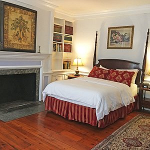 Morris House Hotel in Philadelphia, image may contain: Interior Design, Home Decor, Furniture, Fireplace
