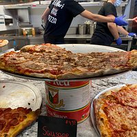 El Mar's New York Pizza