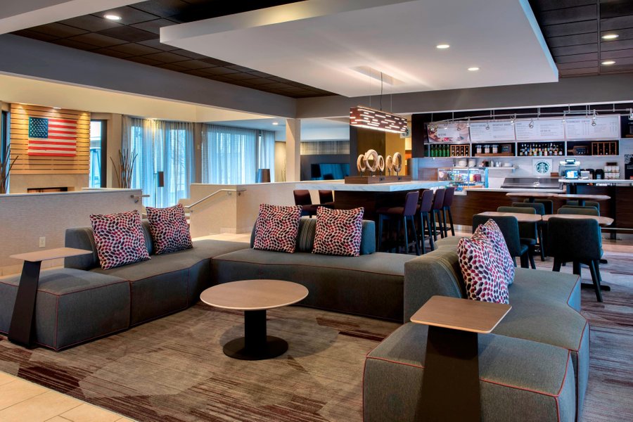 COURTYARD BY MARRIOTT CHICAGO WAUKEGAN/GURNEE - Updated 2020 Prices ...