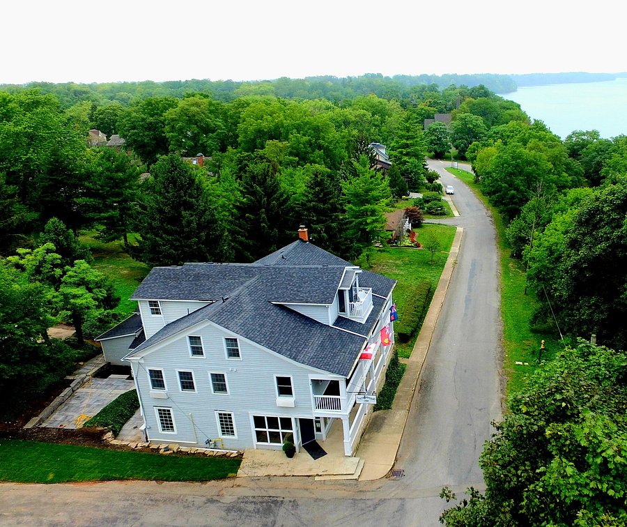 South Landing Inn Ontario Canada