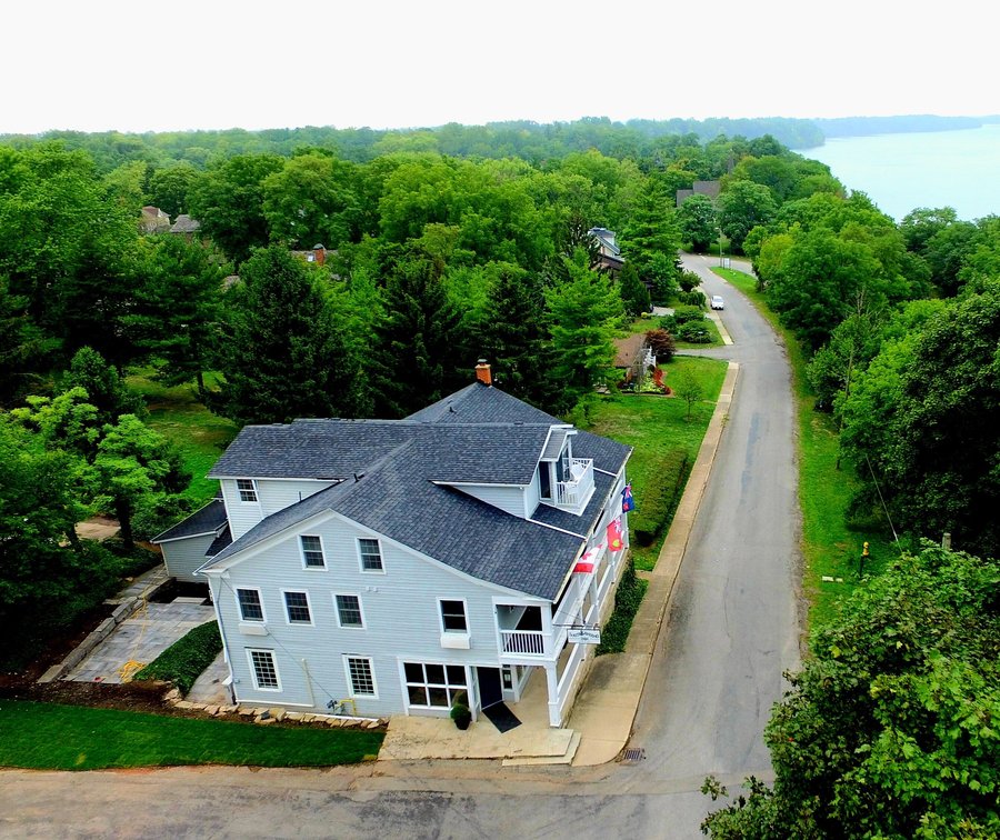 South Landing Inn Ontario Canada