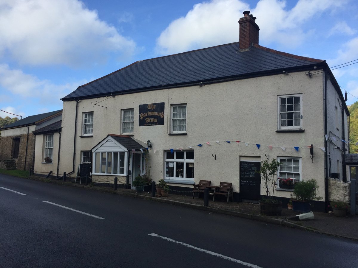 THE PORTSMOUTH ARMS INN - Updated 2024 Hotel Reviews (Umberleigh, Devon)