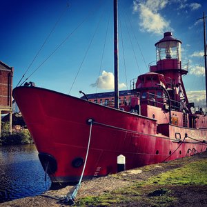 LV14 Sula Lightship majestically moored in Gloucester Docks