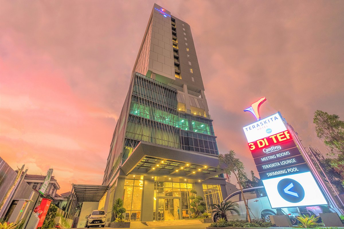 Teraskita Hotel Makassar Managed by DAFAM, hotel di Makassar