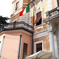 Rievocazione storica. Esterni.