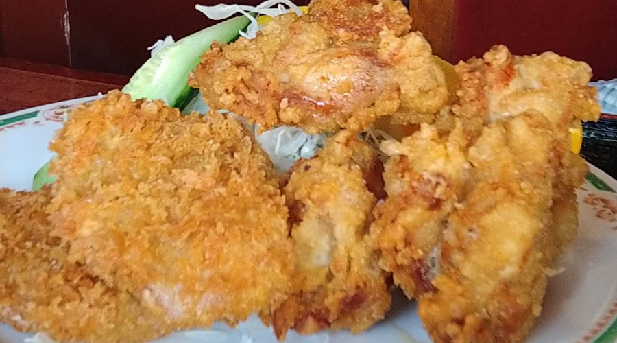 プリンス松葉：ひれカツ唐揚げ定食