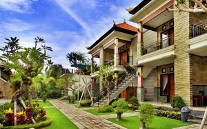 Hotel Arsa Santhi Nusa Penida in Nusa Penida, image may contain: Hotel, Resort, Villa, Neighborhood