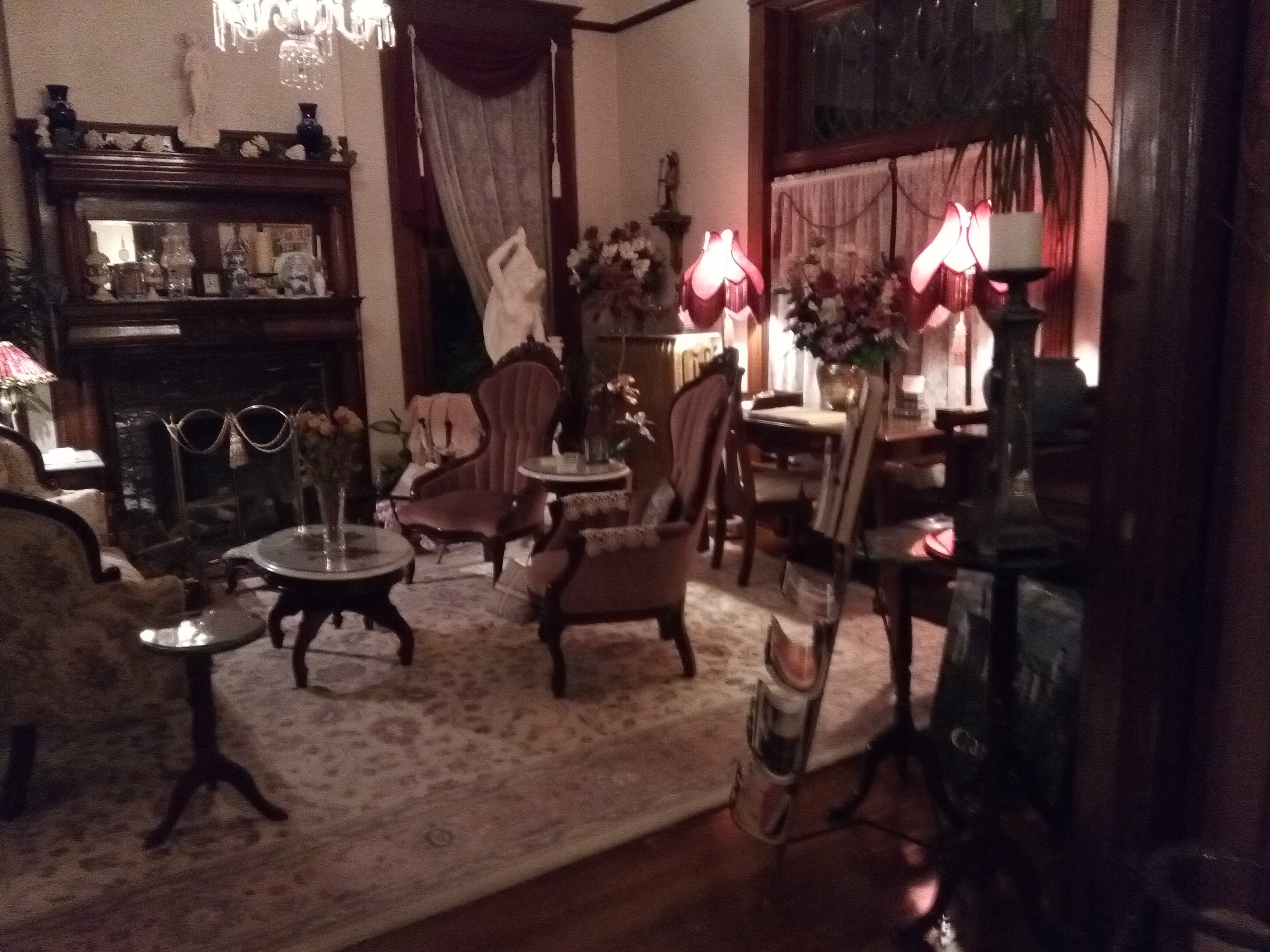 BEALL MANSION AN ELEGANT BED & BREAKFAST INN - B&B Reviews (Alton, IL)