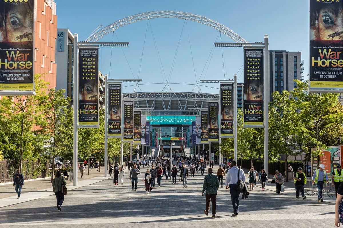 Londres, Reino Unido, 29 De Julho De 2007 : Wembley Stadium At Wembley Park  Middlesex É Um Local Nacional De Esportes Que Hospeda Grandes Jogos De  Futebol E É Um Ponto Turístico