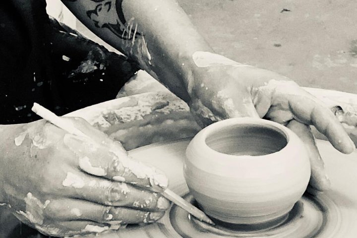 2-HR Pottery Wheel Class for Beginners