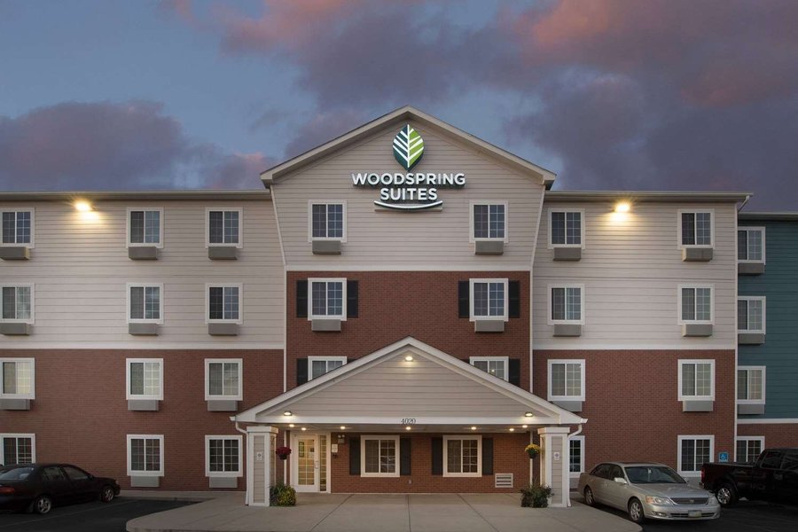 WoodSpring Suites Cincinnati Sharonville - UPDATED 2021 Prices, Reviews ...