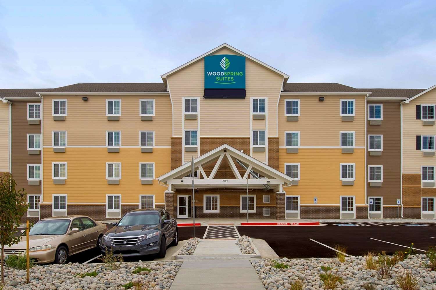 WOODSPRING SUITES COLORADO SPRINGS 90 1 1 7 Updated 2021 Prices   Hotel Exterior 