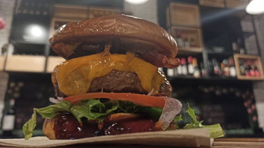 HAMBURGUESA "AMERICANA"
