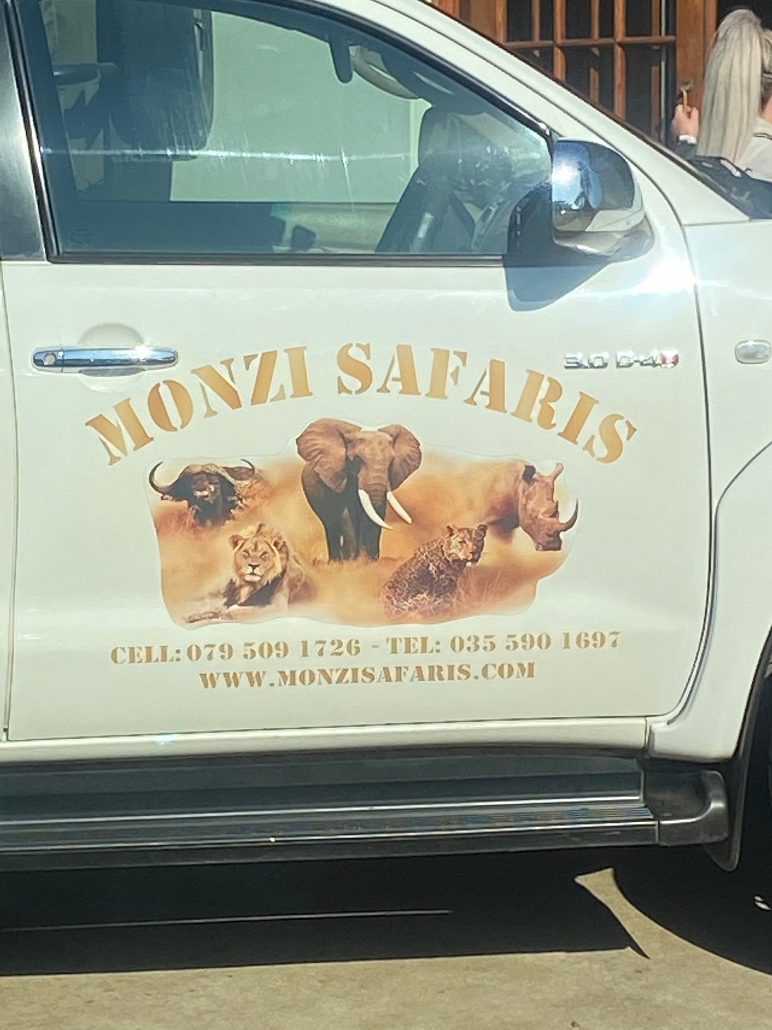 monzi safari lodge activities