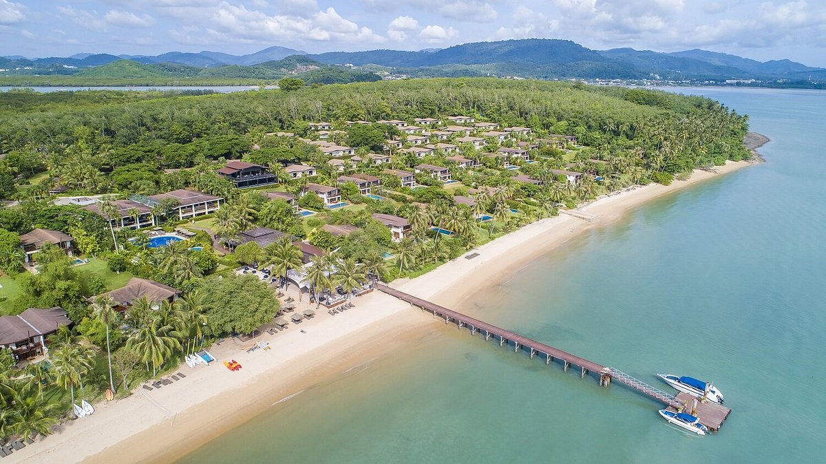 The Village Coconut Island, hotel in Phuket