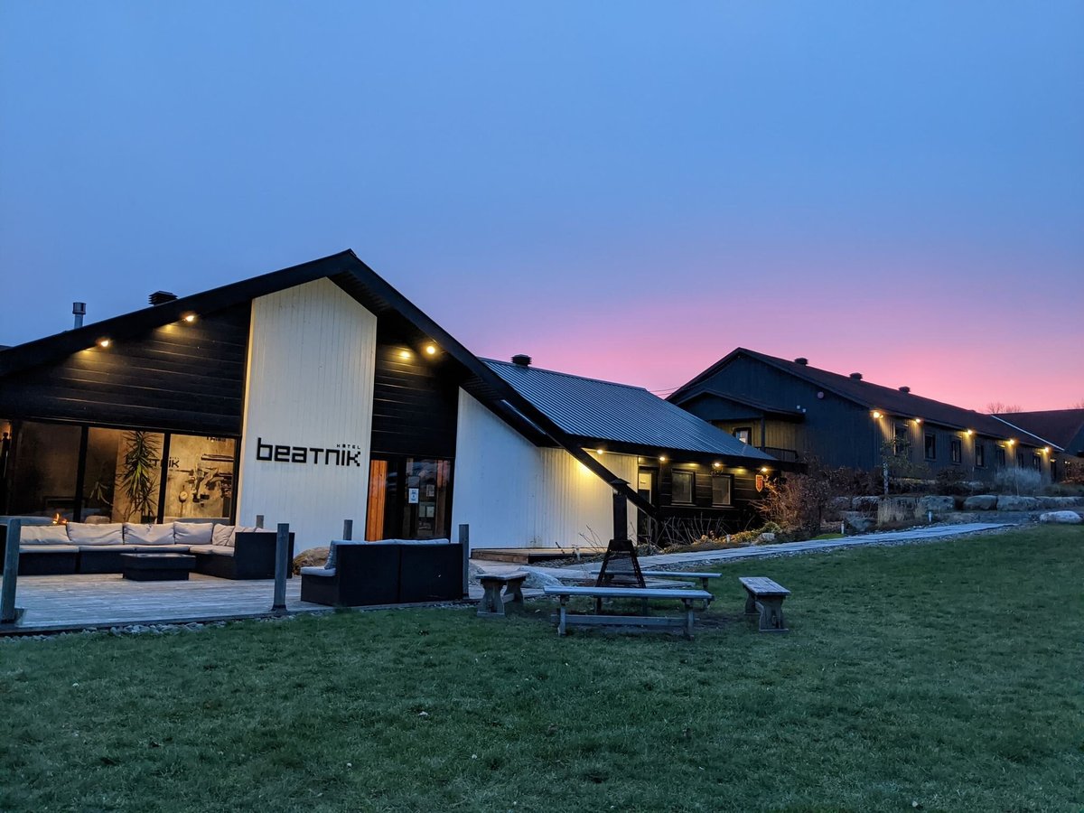 THE 10 BEST Sutton Hotel Deals (Jun 2022) - Tripadvisor