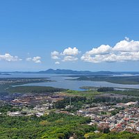visão do mirante com acesso pelas escadas