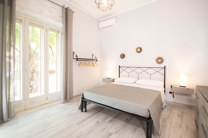 RUDIAE BOUTIQUE - Prices & B&B Reviews (Lecce, Italy)