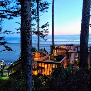 Private outdoor seating, viewing decks, and beach access trail to Agate Beach