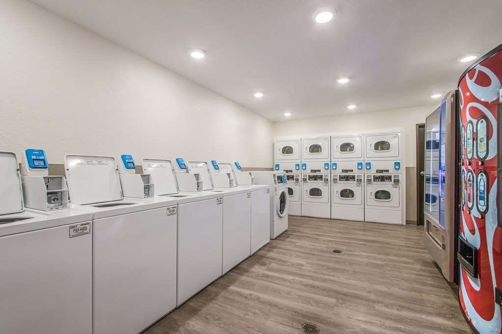 WOODSPRING SUITES DORAL MIAMI AIRPORT Updated 2024 Prices Lodging   Guest Laundry Facilities 