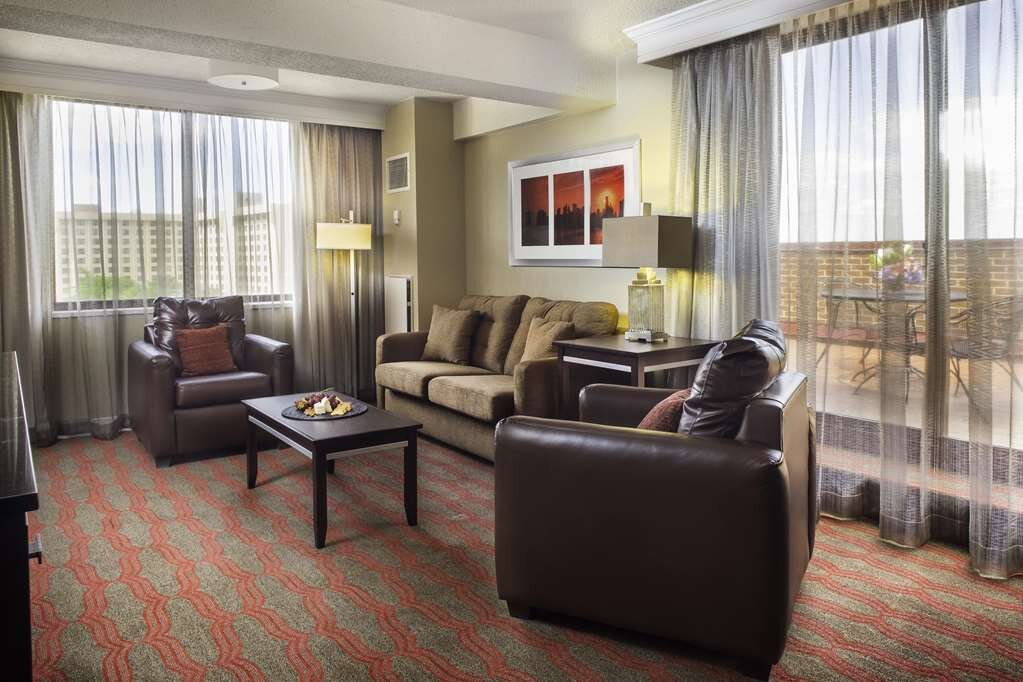 Hotel photo 16 of LaGuardia Plaza Hotel.