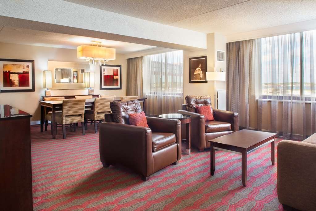 Hotel photo 20 of LaGuardia Plaza Hotel.