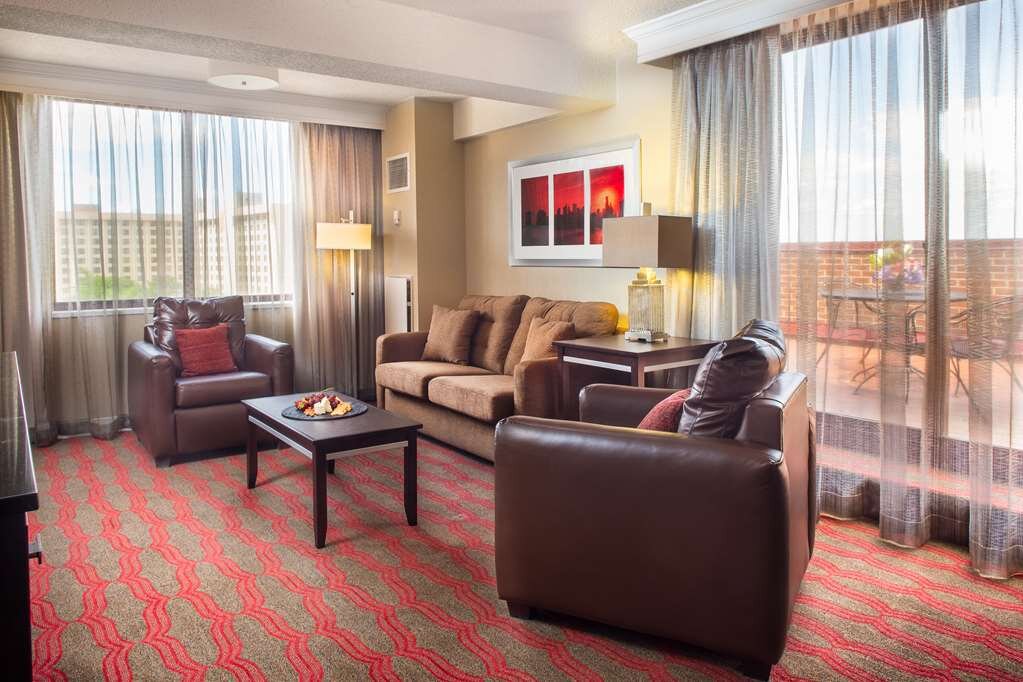 Hotel photo 35 of LaGuardia Plaza Hotel.