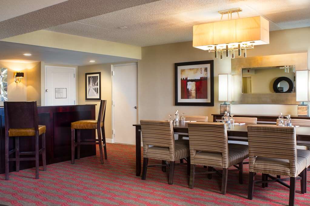 Hotel photo 41 of LaGuardia Plaza Hotel.