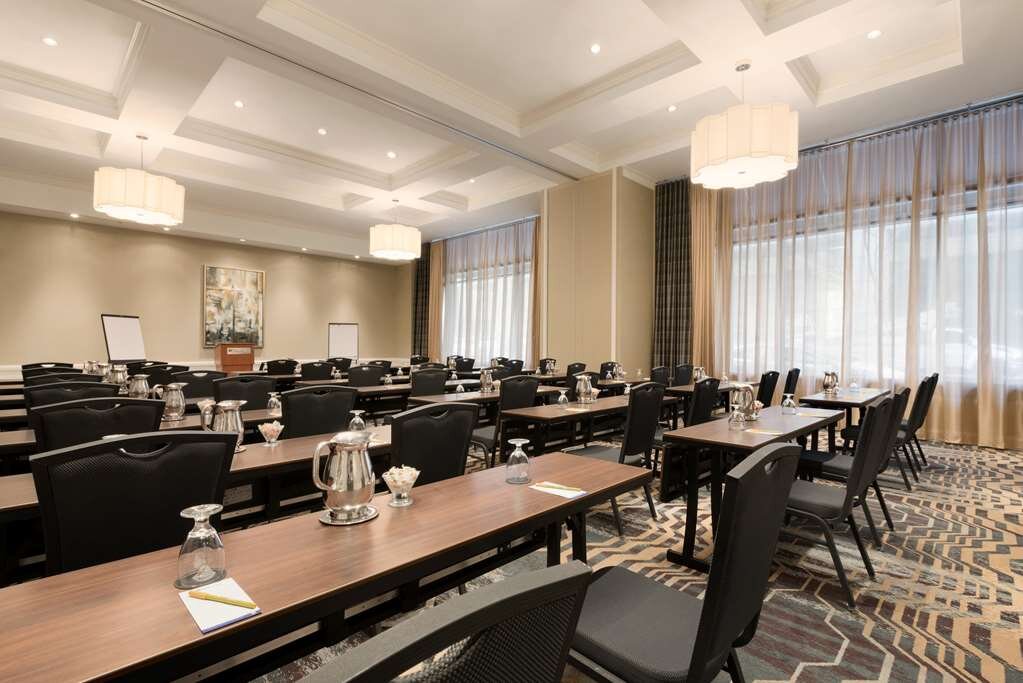 Hotel photo 63 of Hilton Garden Inn Chicago Downtown/Magnificent Mile.