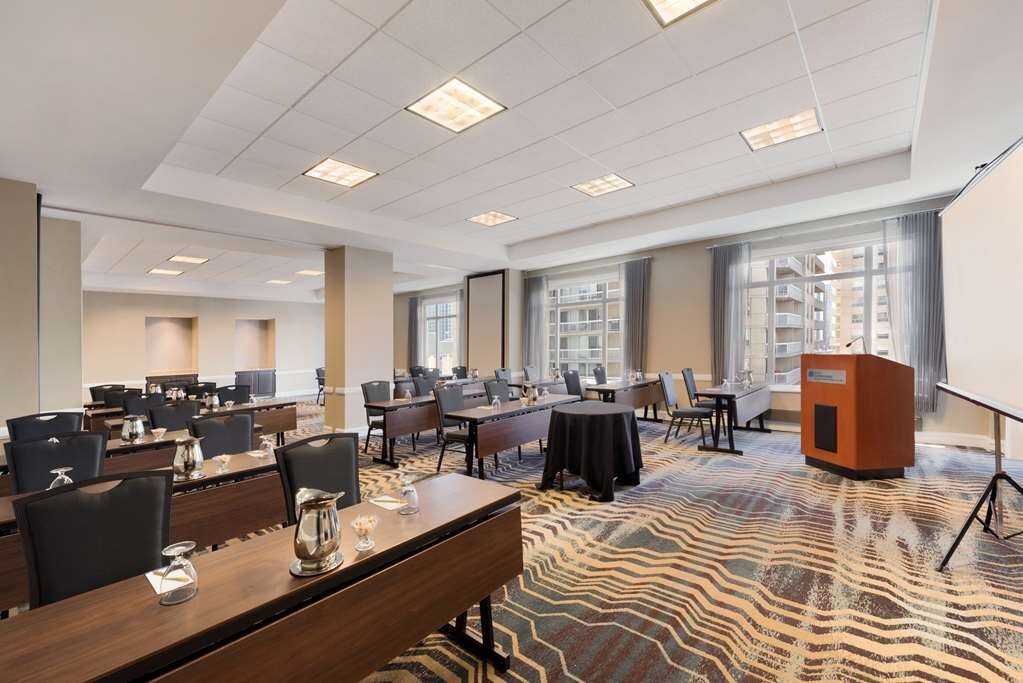 Hotel photo 81 of Hilton Garden Inn Chicago Downtown/Magnificent Mile.