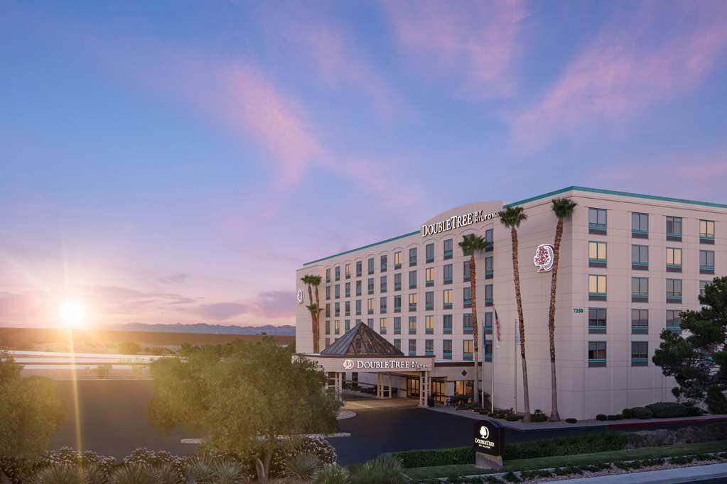 Hotel photo 1 of DoubleTree by Hilton Hotel Las Vegas Airport.