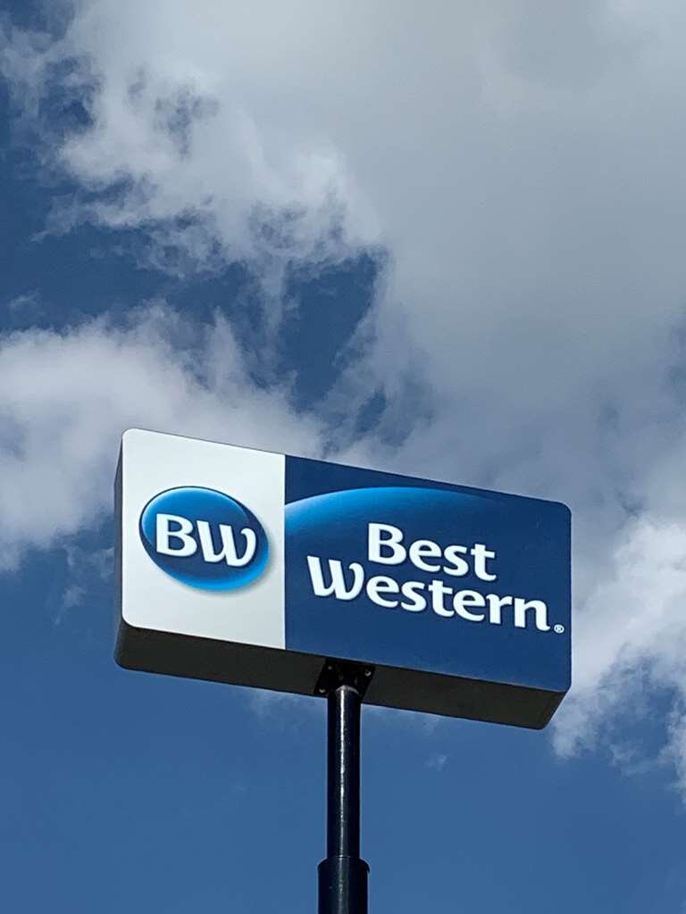 Hotel photo 2 of Best Western Emporia Inn.