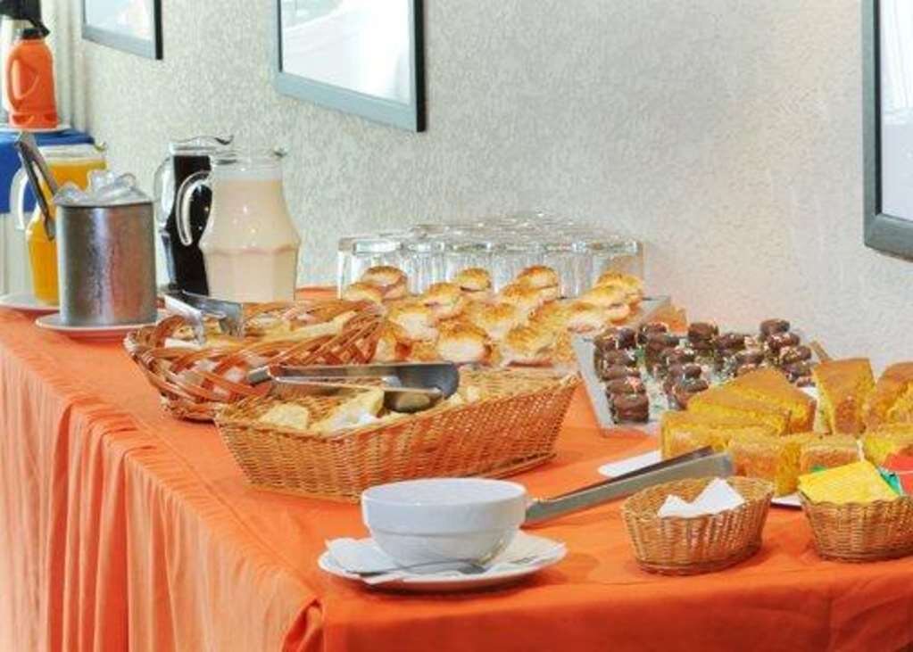 Hotel photo 15 of Comfort Suites Campinas.