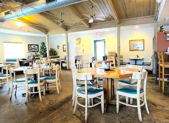 Local's Family Diner