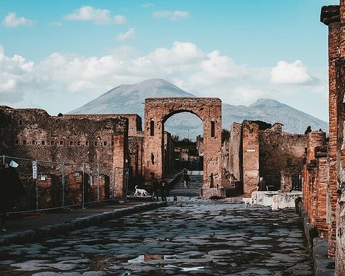 pompei tour organizer_tempio travel