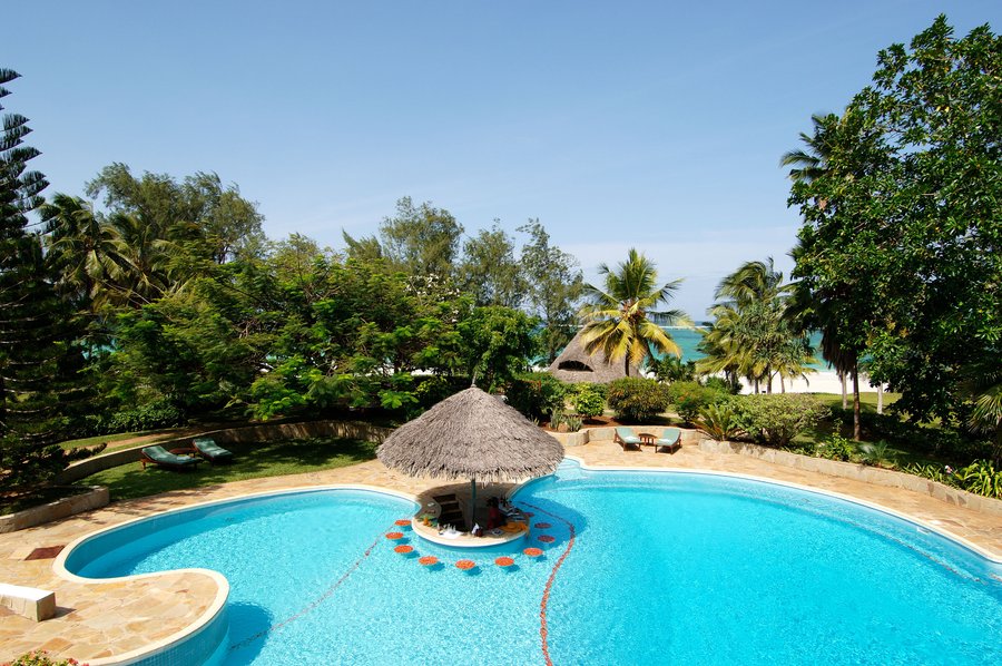 Flamboyant Bed And Breakfast Updated 21 Hotel Reviews Diani Beach Kenya Tripadvisor