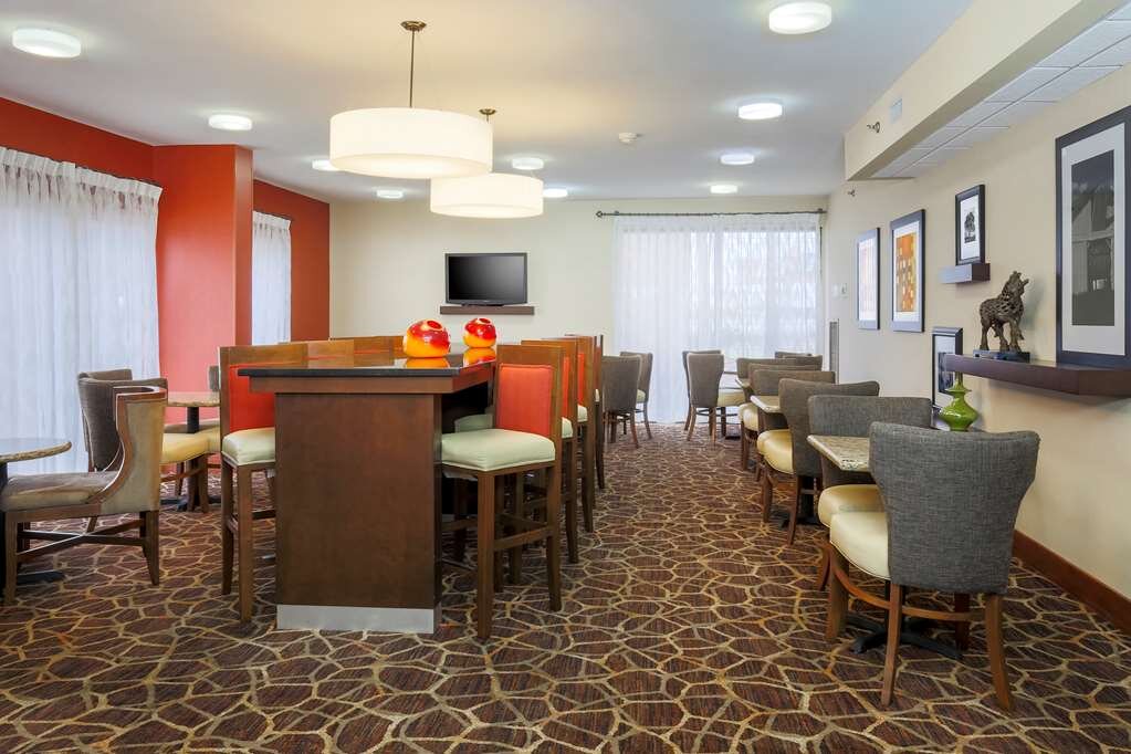 Hotel photo 36 of Hampton Inn Laredo.