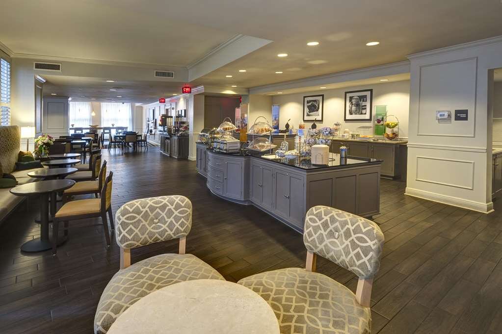 Hotel photo 44 of Hampton Inn & Suites New Orleans Downtown (French Quarter Area).