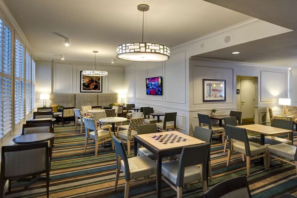 Hotel photo 8 of Hampton Inn & Suites New Orleans Downtown (French Quarter Area).