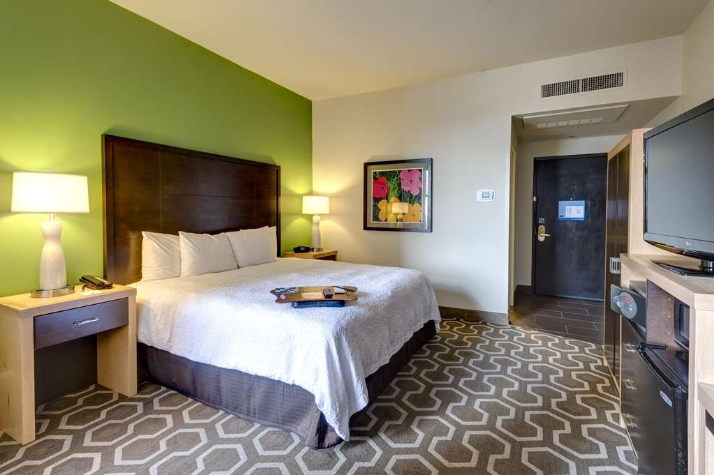 Hotel photo 47 of Hampton Inn & Suites New Orleans Downtown (French Quarter Area).