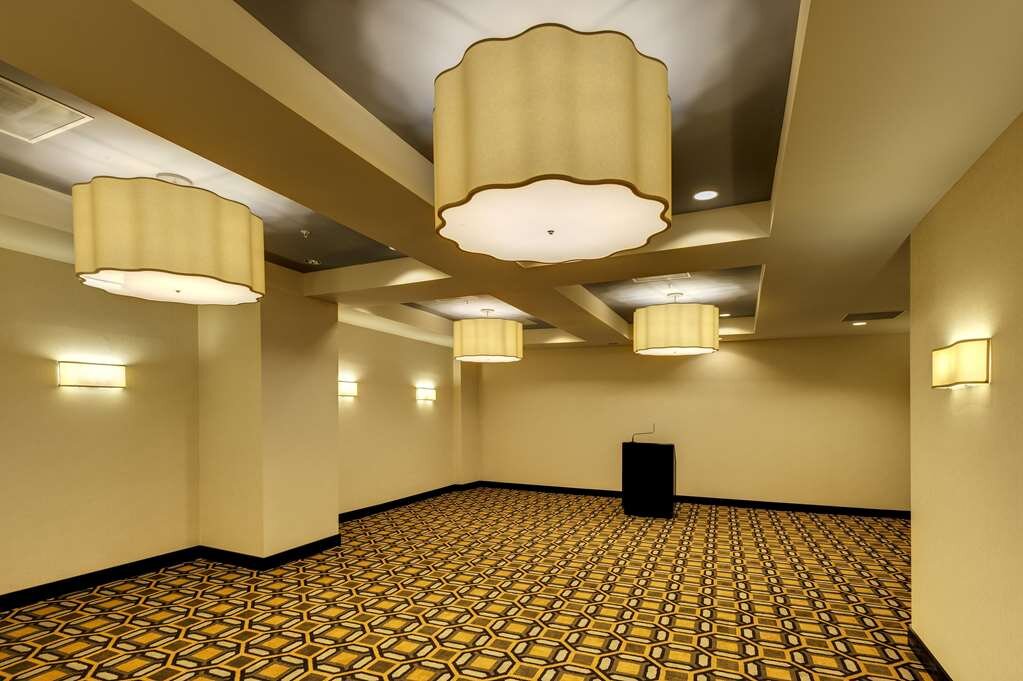 Hotel photo 36 of Hampton Inn & Suites New Orleans Downtown (French Quarter Area).