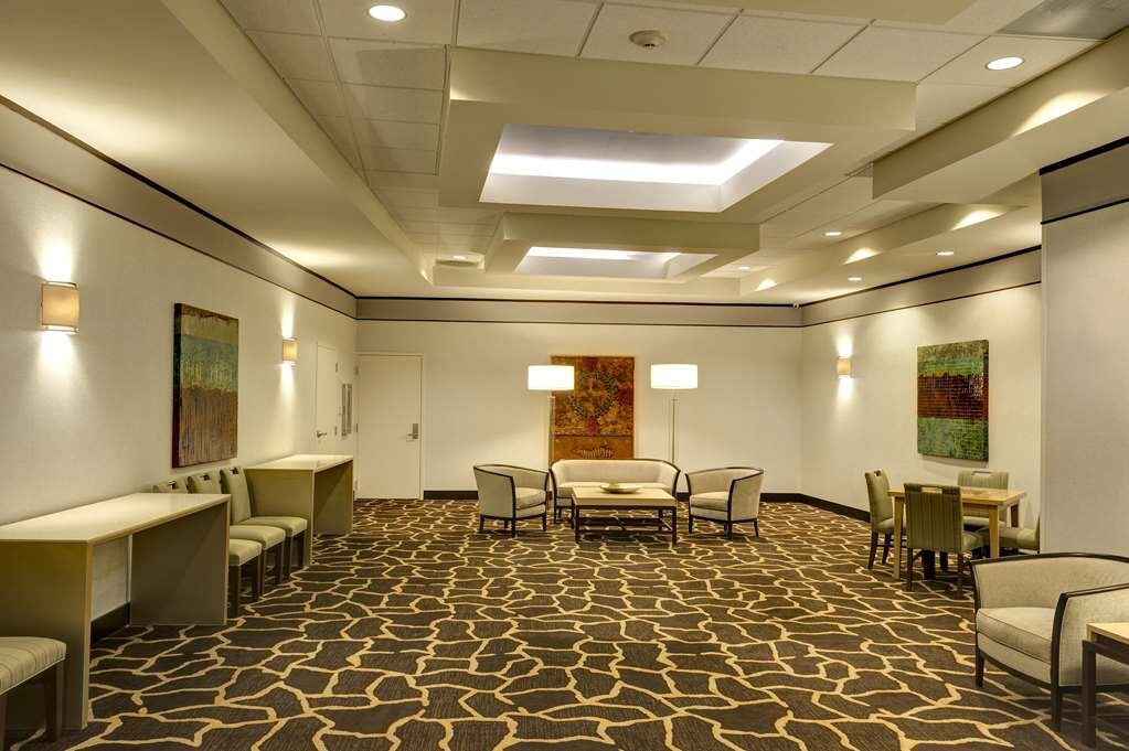 Hotel photo 40 of Hampton Inn & Suites New Orleans Downtown (French Quarter Area).
