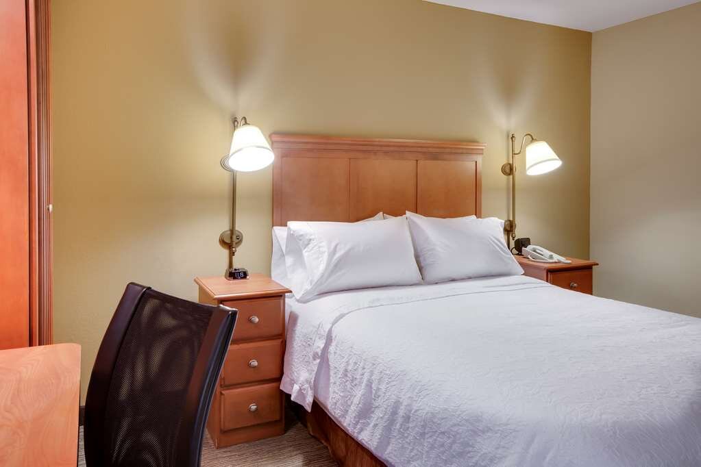 Hotel photo 47 of Hampton Inn Pittsburgh / Greentree.