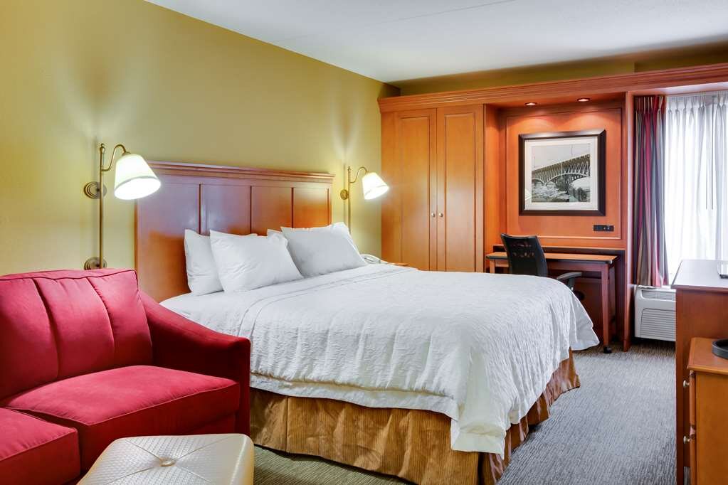 Hotel photo 70 of Hampton Inn Pittsburgh / Greentree.