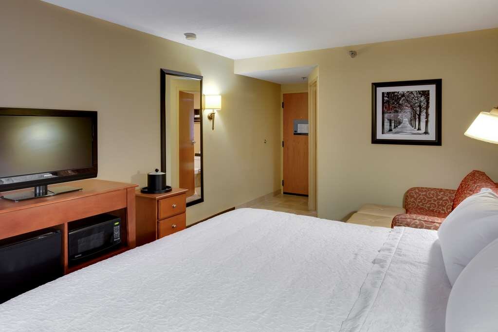 Hotel photo 28 of Hampton Inn Pittsburgh / Greentree.