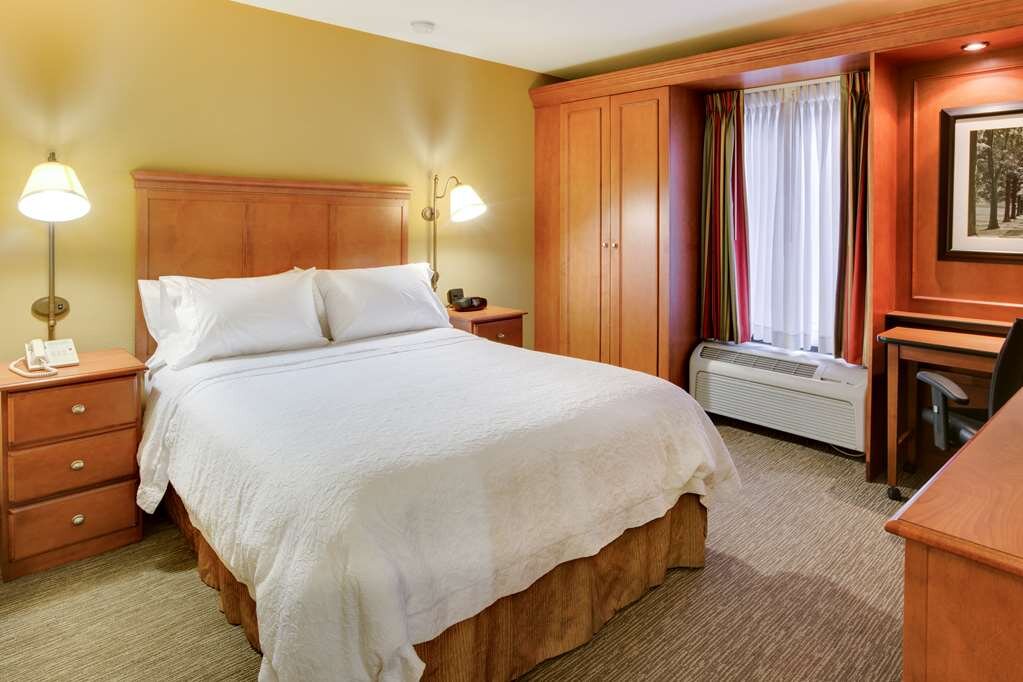 Hotel photo 77 of Hampton Inn Pittsburgh / Greentree.